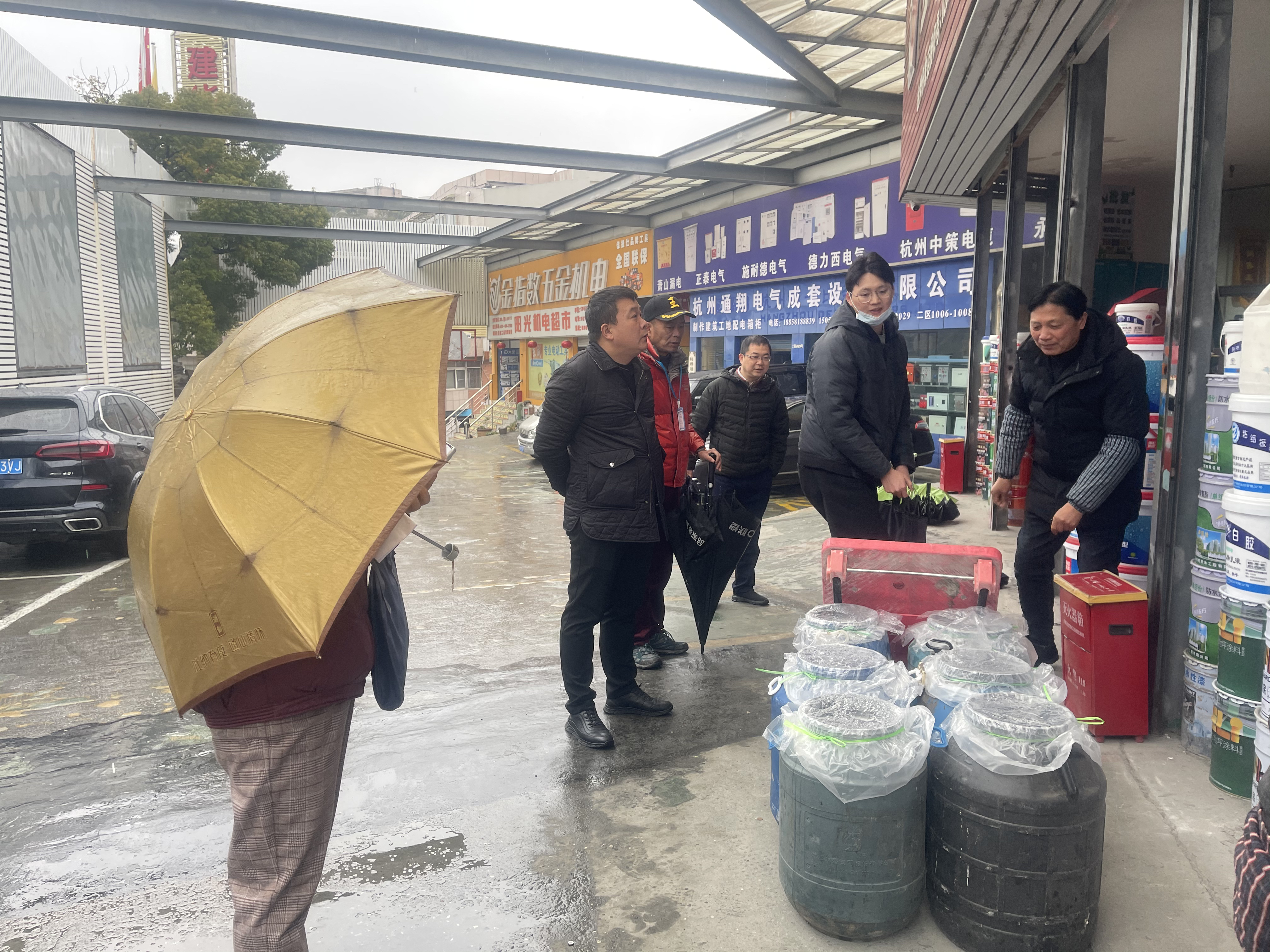 杭州市應急管理局開展?；吠粨魴z查